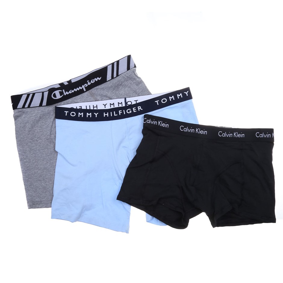 2018 Toyota Hilux 4x4 SR GUN126R TD Auto Crew Cab Chassis(WOVR INSPECTED)