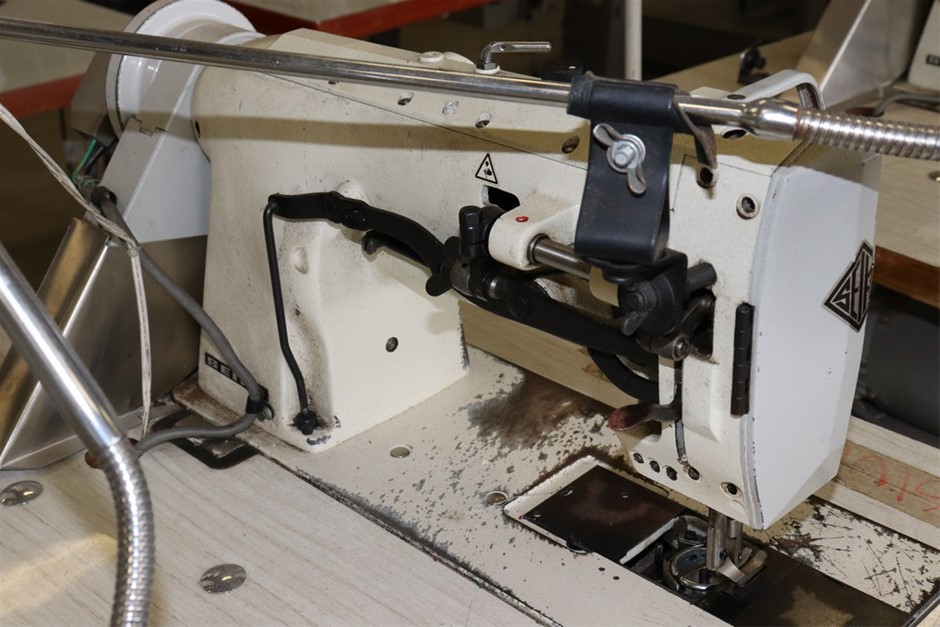 Stunning 18ct Yellow Gold Plated Teddy Bear Pendant