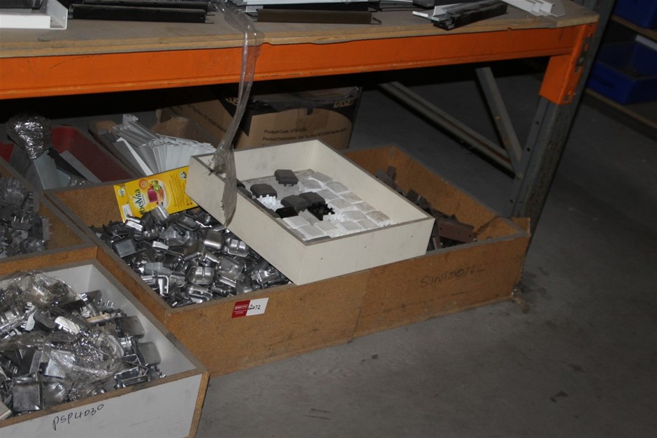 SKECHERS Women's Uno Lite Shoes, US 7, Black, 177288