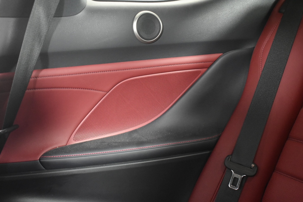 SPEAR & JACKSON Trade Oak Round Mouth Shovel.