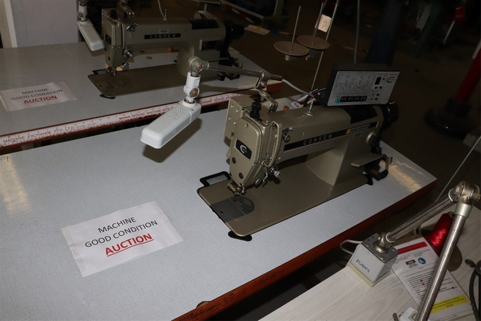 DeWALT 18V 5.0Ah XR Li-ion Cordless Blower Combo Kit. NB: Damaged Box.