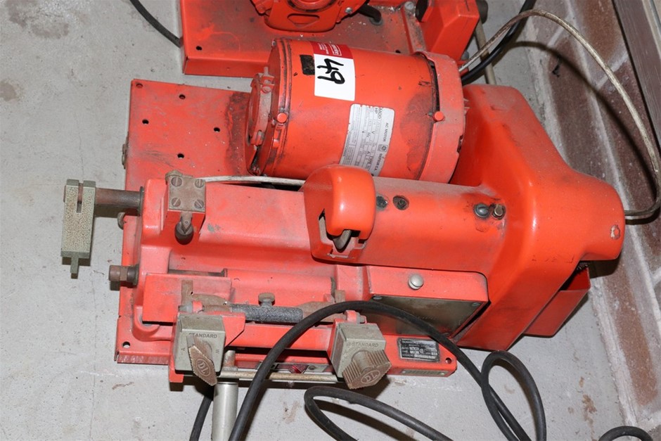 Dominion Lock Co 132 AM Key Cutting Machine Auction (00495040851