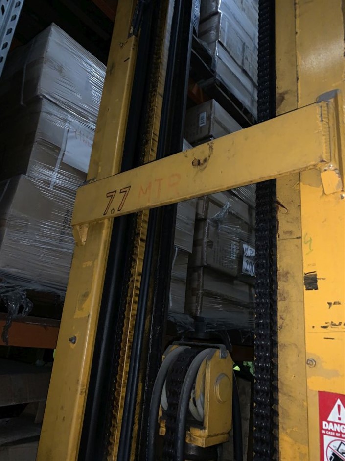 3 x VOREL 160mm Wire Stripping Pliers.