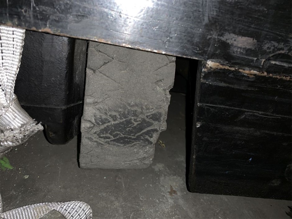 DeWALT 18V XR Li-ion Cordless Brushless 2-Speed Hammer Drill Driver, Skin O