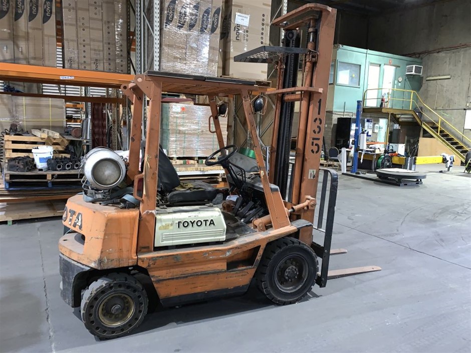 DeWALT 18V XR Li-ion Cordless Brushless Planer, Skin Only. NB: Not Working