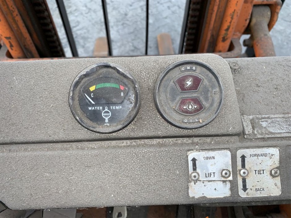 DeWALT 18V XR Li-ion Cordless Brushless Split Shaft Line Trimmer - Skin Onl