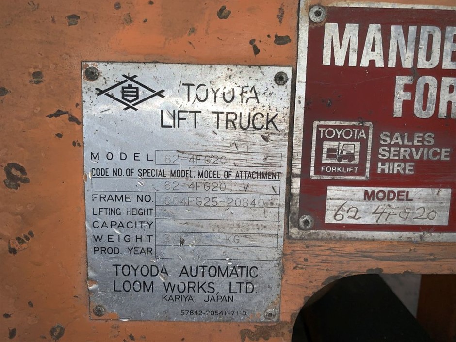 DeWALT 18V XR Brushless String Trimmer - Skin Only. NB: Not Working, Has be