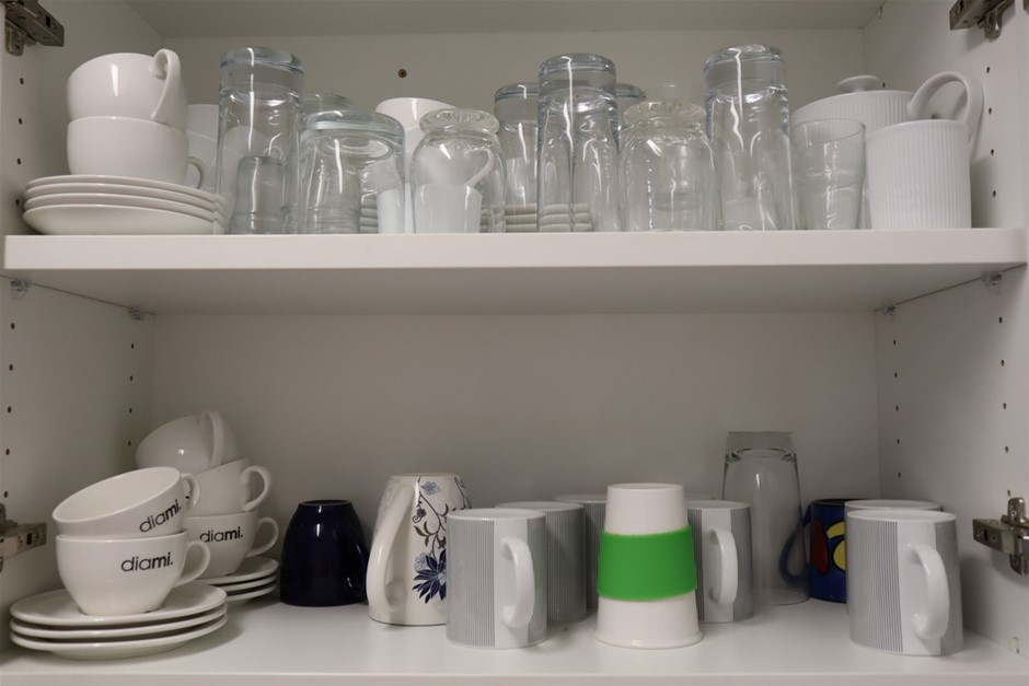 <p>Komatsu FG20-7 Counterbalance Forklift</p>