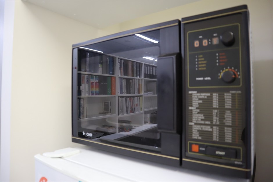 <p>BHB-Linmac Yard Crane Tractor</p>