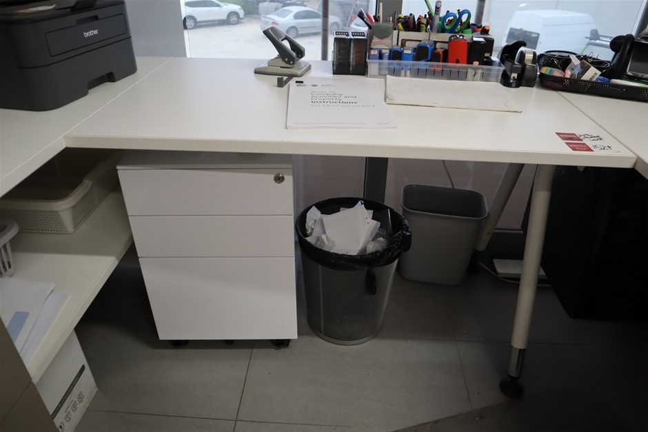 Casella Limited Release Cleanskin Cabernet Sauvignon 2013 (12x 750mL) SA