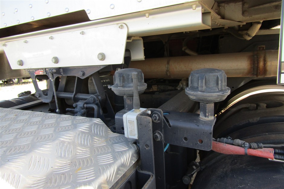 Duchesse De Paris Rosé Brut NV (6x 750mL), France.