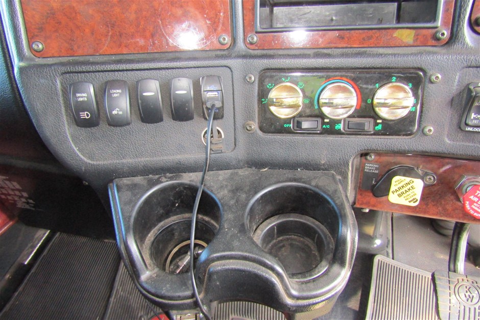 Jim Barry The Cover Drive Cabernet Sauvignon (6 x 750mL), SA.