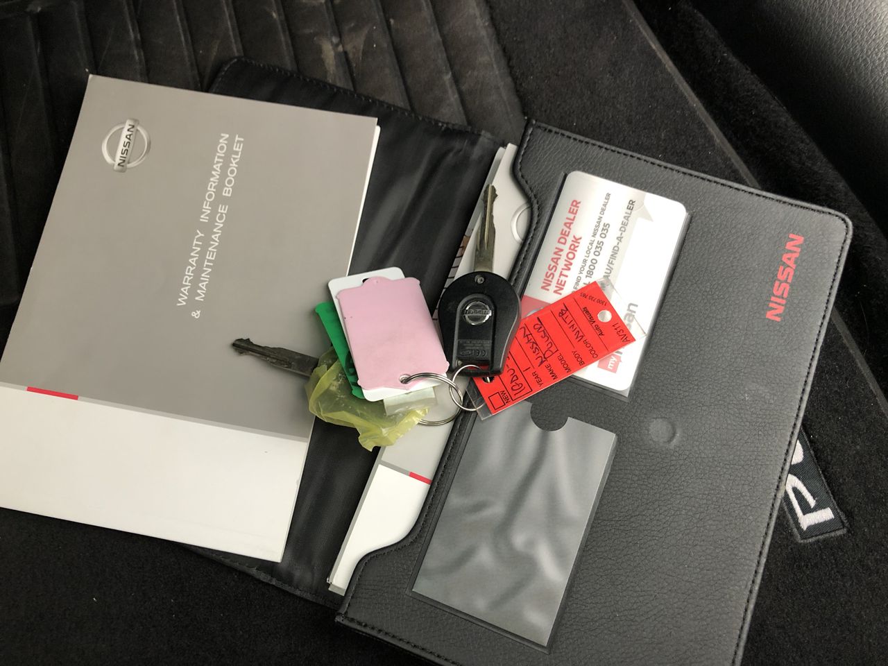 De Bortoli `Sacred Hill` Sparkling Brut NV (6x 750mL), Riverina, NSW.