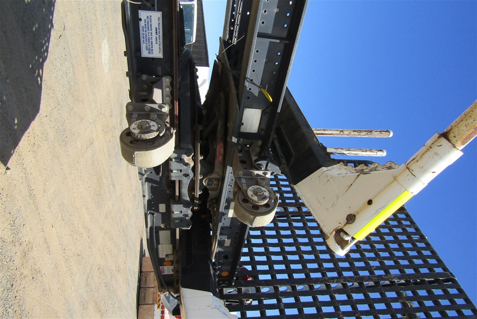 230 Strong Men Cleanskin Shiraz 2022 (12x 750mL) SA