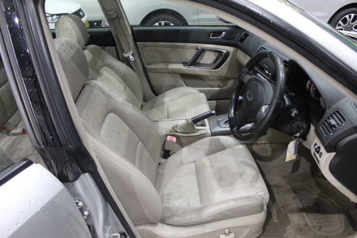 By The Vineyard Mixed Pack Pinot Grigio & Cab Merlot (12x 750mL). SEA.