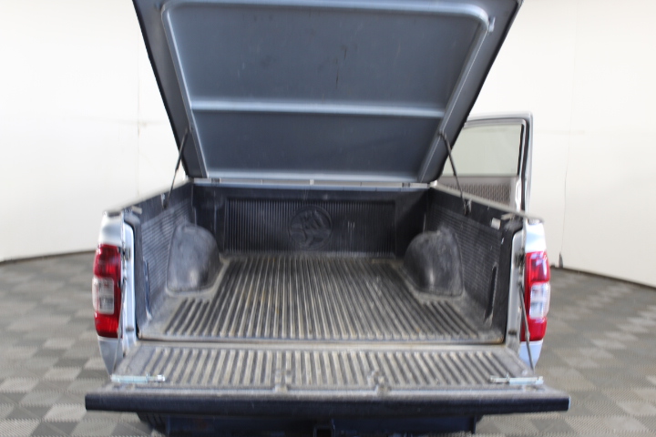 9K WHITE GOLD 0.50ct F VS LAB DIAMOND CLAW SET BAND