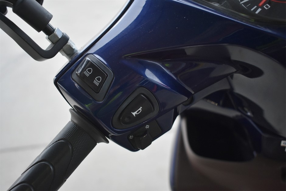 9K WHITE GOLD 0.50ct F VS LAB DIAMOND CHANNEL SET BAND