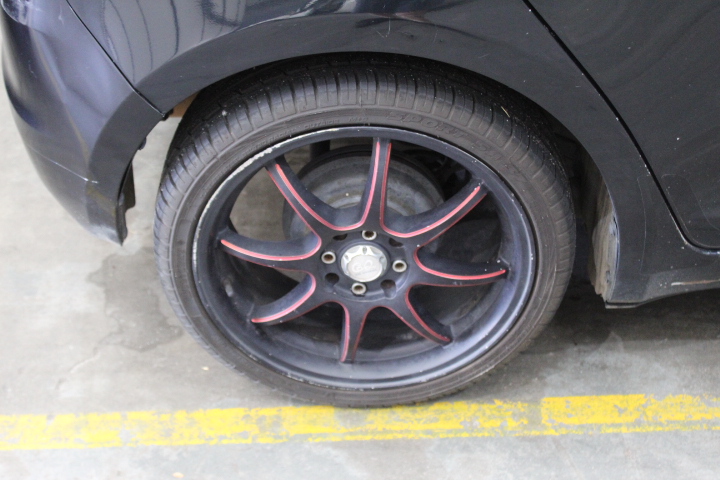 Vintage Enameled Easter Egg Diamante Jewelry Organizer Trinket Box Décor