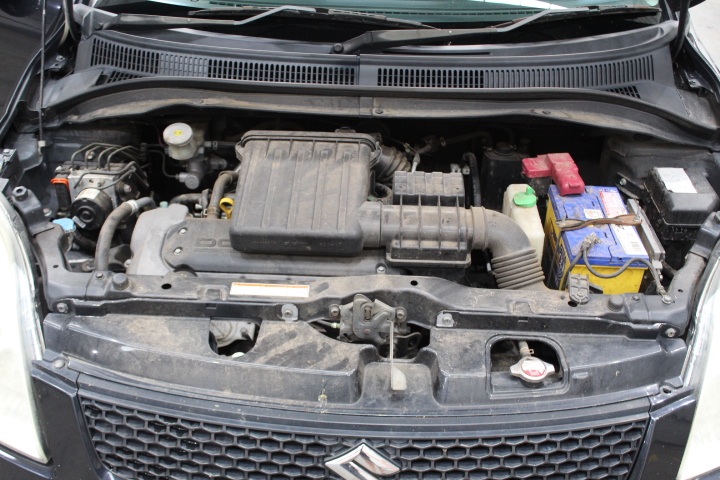 Vial full of Gold Leaf/Flake