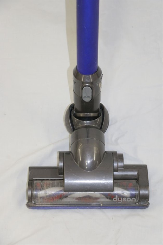 ASUS ZenBeam Latte L1 Portable LED Projector – 300 Lumens, 720p, Sound by H