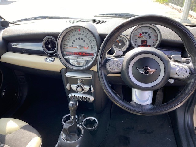 2014 BMW X3 xDrive 20i F25 Automatic - 8 Speed Wagon 85,944kms