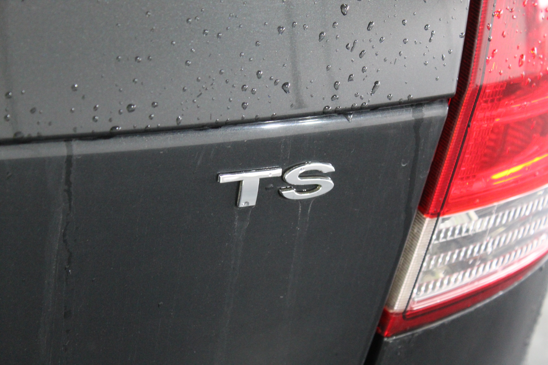 Duchesse De Paris Rosé Brut NV (6x 750mL), France.