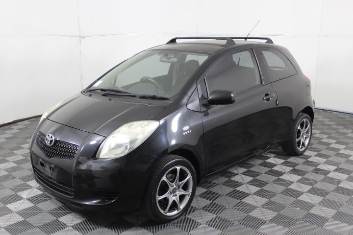 40FT Container Home / Granny Flat with Awning & Deck  - (Unused)