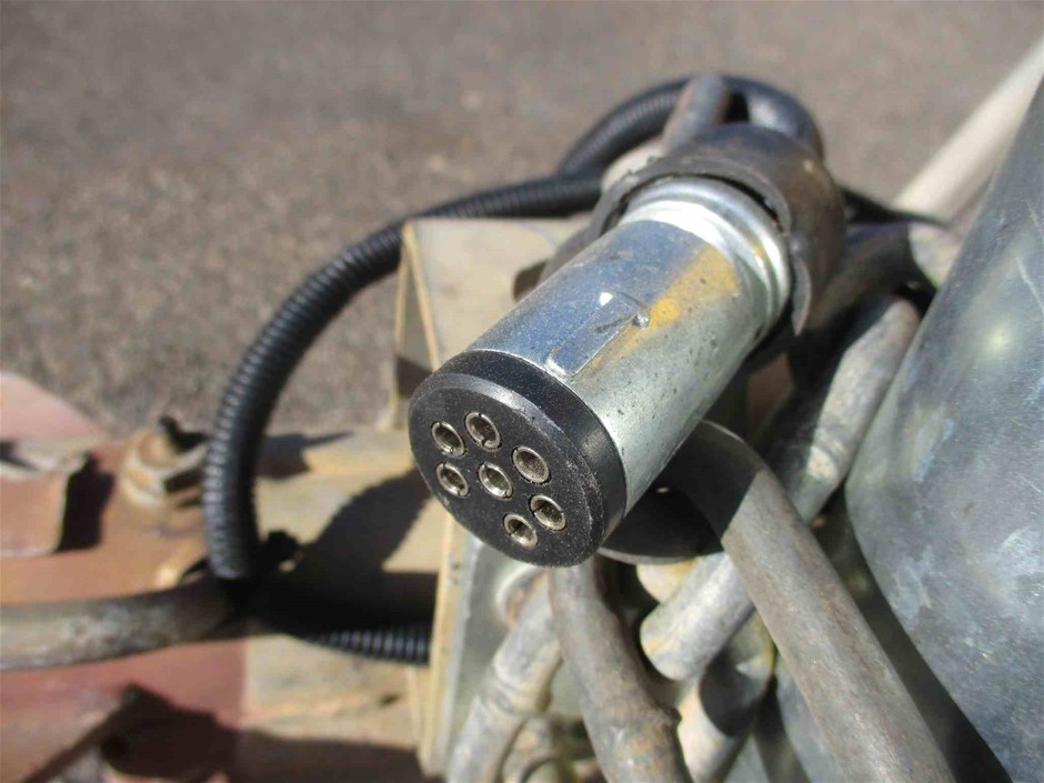 Mixed Wooden Shipping Pallets (Lot of 10)