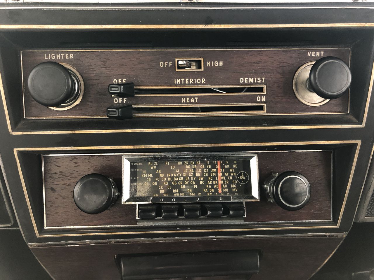 6sqft Natural Black Matte On Kangaroo Leather Hide