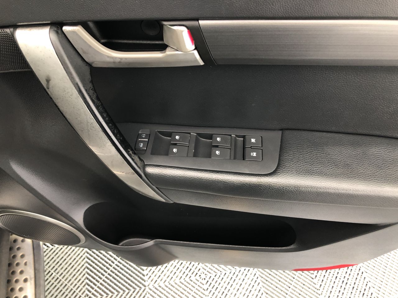 Work Table with Vice & Under Shelf