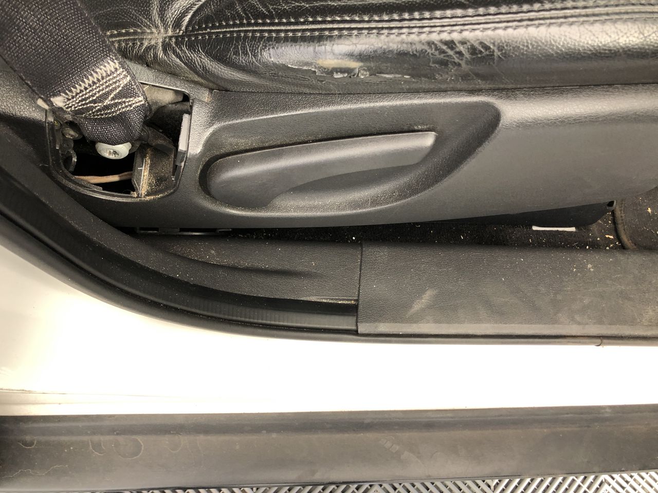 Vial full of Gold Leaf/Flake