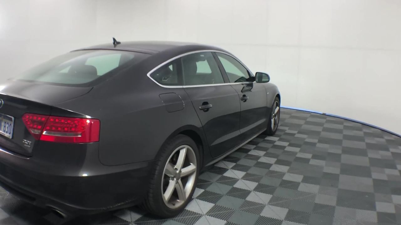 0.12 carat white round 4 diamond