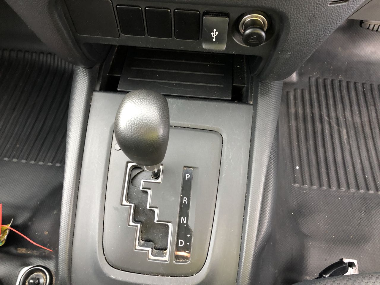 Pet Bed Bundle Consists of: 1 x MidWest Homes for Pets Double Bolster Pet B