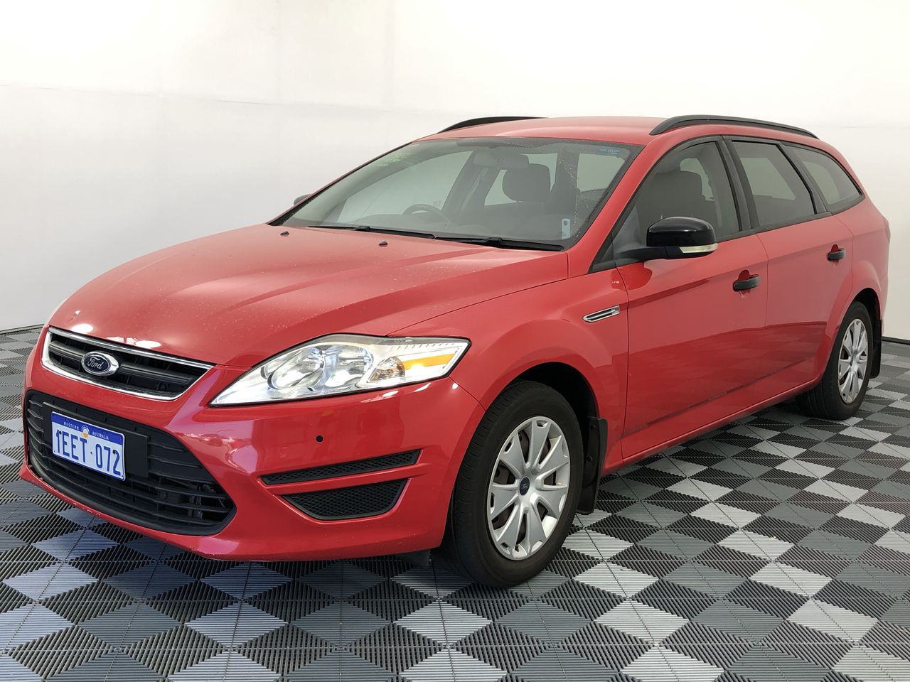 Expandable Container House with 2 Glass Walls & Ensuite(Unused),