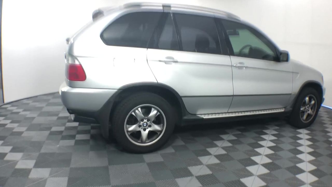 Quantity of 2 17.5-25 Earthmoving Tyres(Unused)