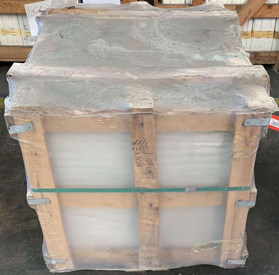 RUSSELL HOBBS Sandwich Press, RHSP801BLK, 2100W - Black. NB: Slightly Damag