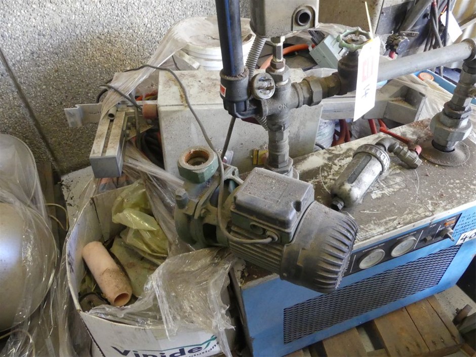 INGENUITY Baby Base 2-in-1 Seat, Cashmere, Colour: Beige.