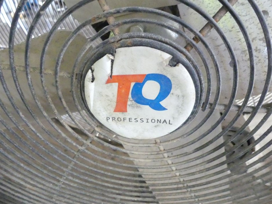 18K Gold - Filled Clustered Bracelet Simulated Diamonds, 12MM Wide - 22.8cm