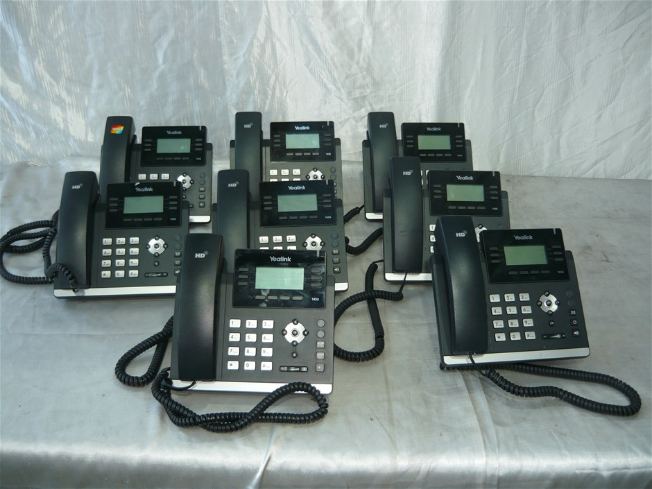 Hanimex 8x30 Wide Pair of Binoculars