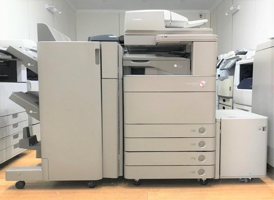 4 Carat round 4 white diamond each CVD Uncertified