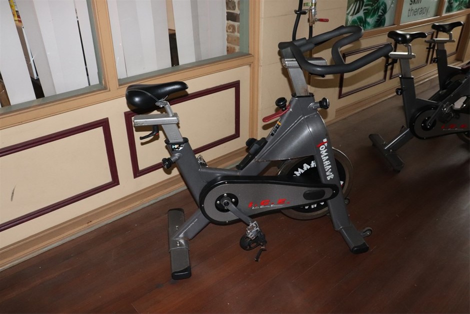 <p>12m x 3m Portable Building</p>