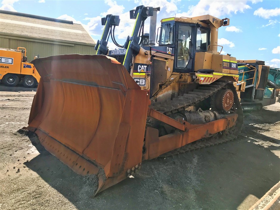 REXEL Momentum X415 Cross Cut Paper Shredder, Shreds 15 Sheets, 23 Litre Bi