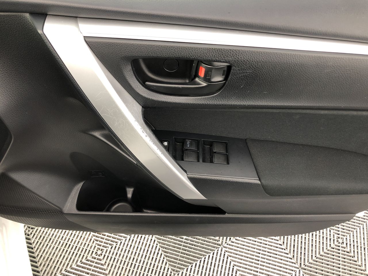 Cast Iron 200Lb Anvil (Unused)