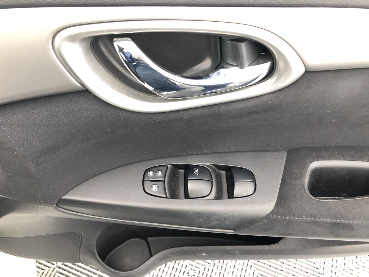 Medium Levelling Bar (Unused)