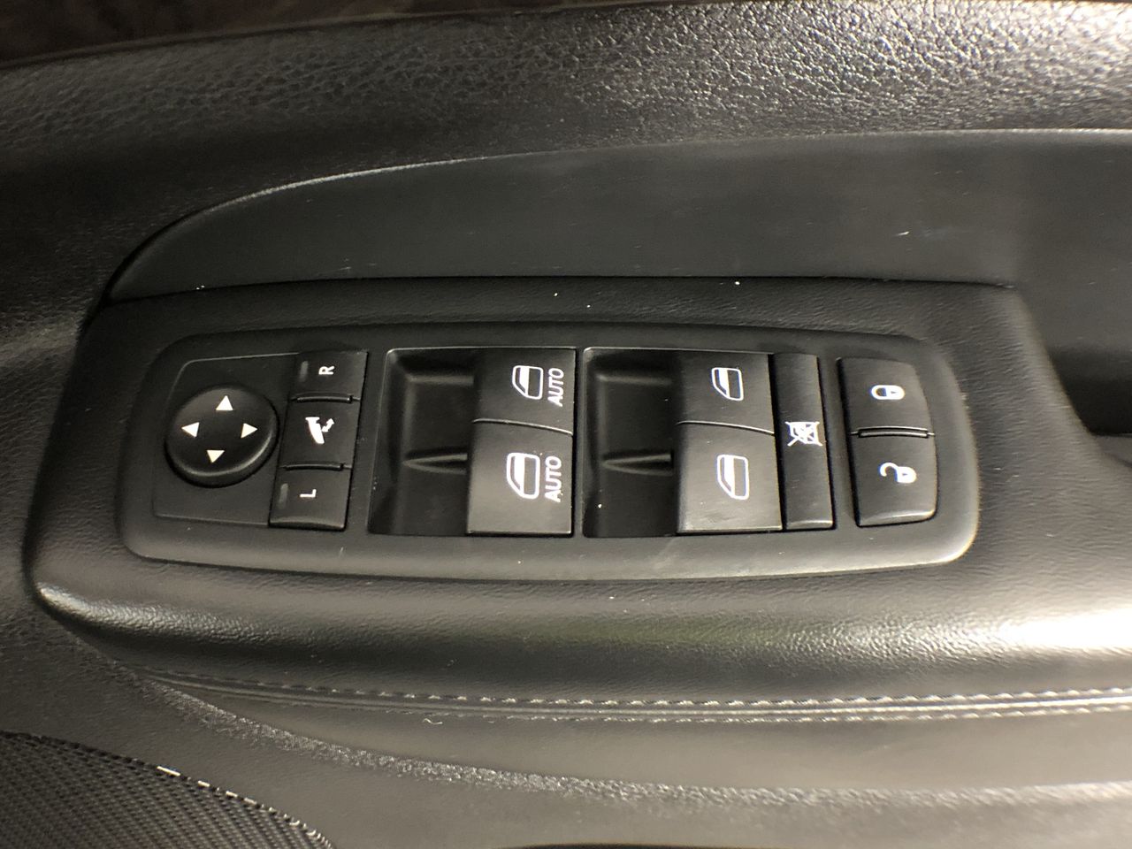 BOLT 6-Inch Cable Lock for Chrysler, Dodge, Jeep & Ram Keys, Model 7018452.