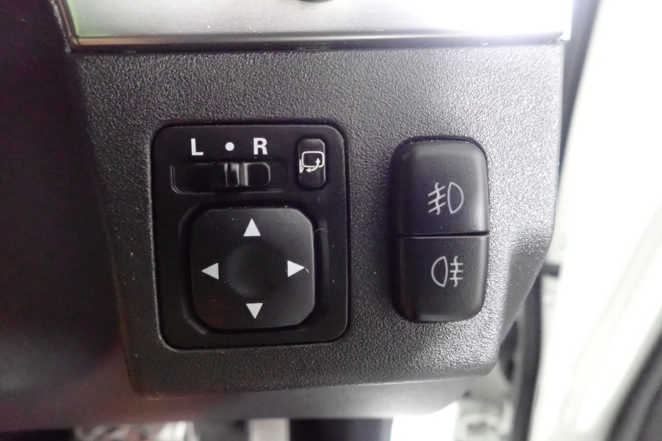 3 x SENSH 150mm Long Nose Pliers with Ergo Grip Handle.