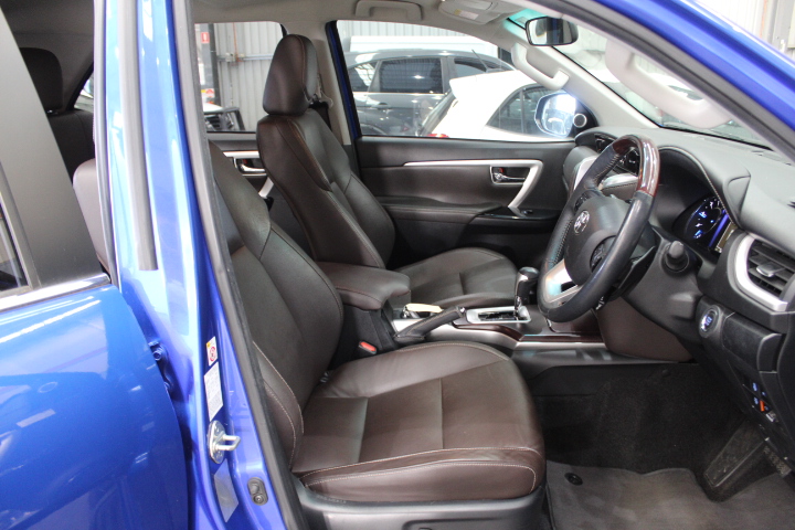 SEGWAY C2 Lite Kids Ninebot Scooter. NB: has been used, not in box.