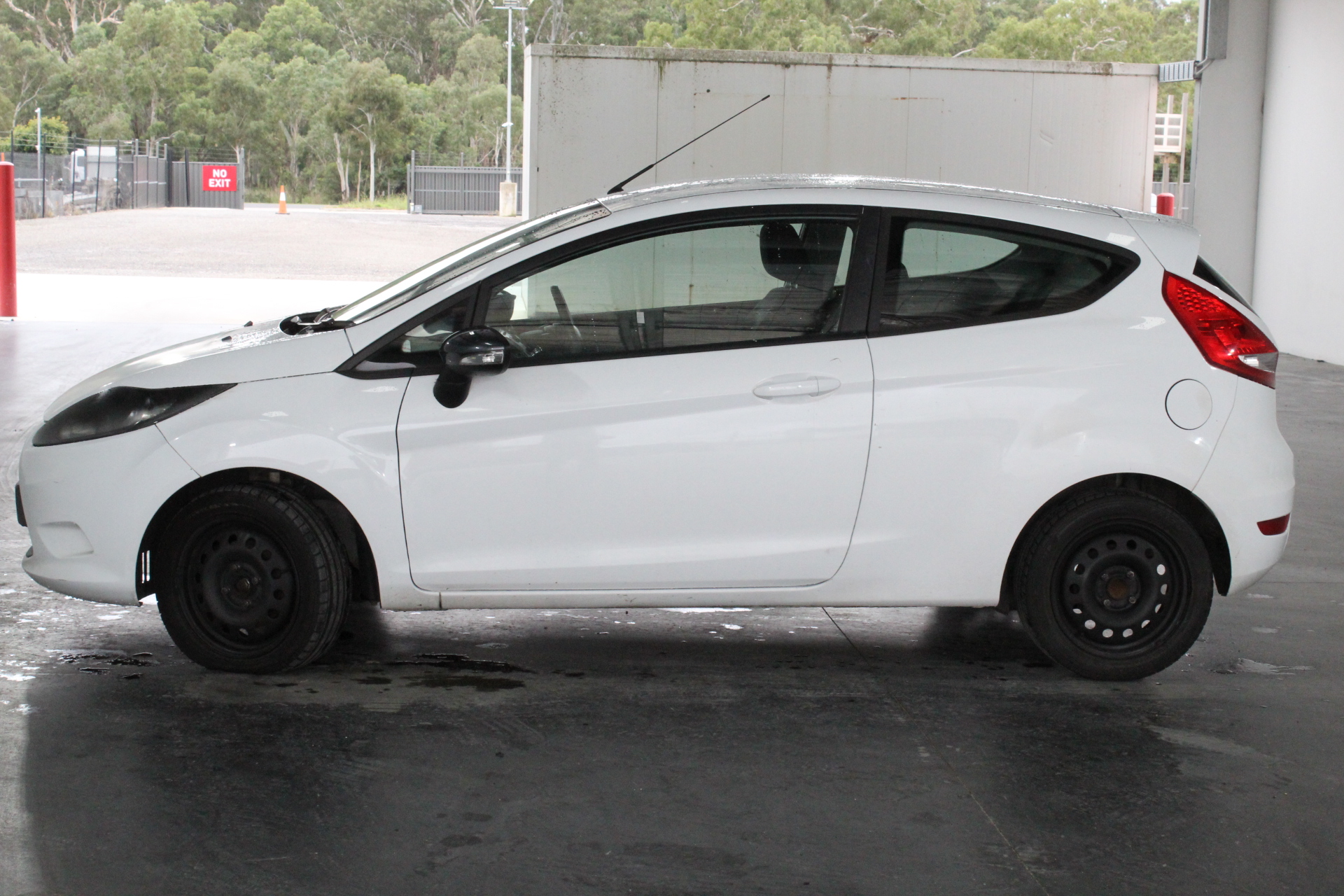 Mixed Lot - AXIS PTZ Modules, Dome Cameras & Accessories