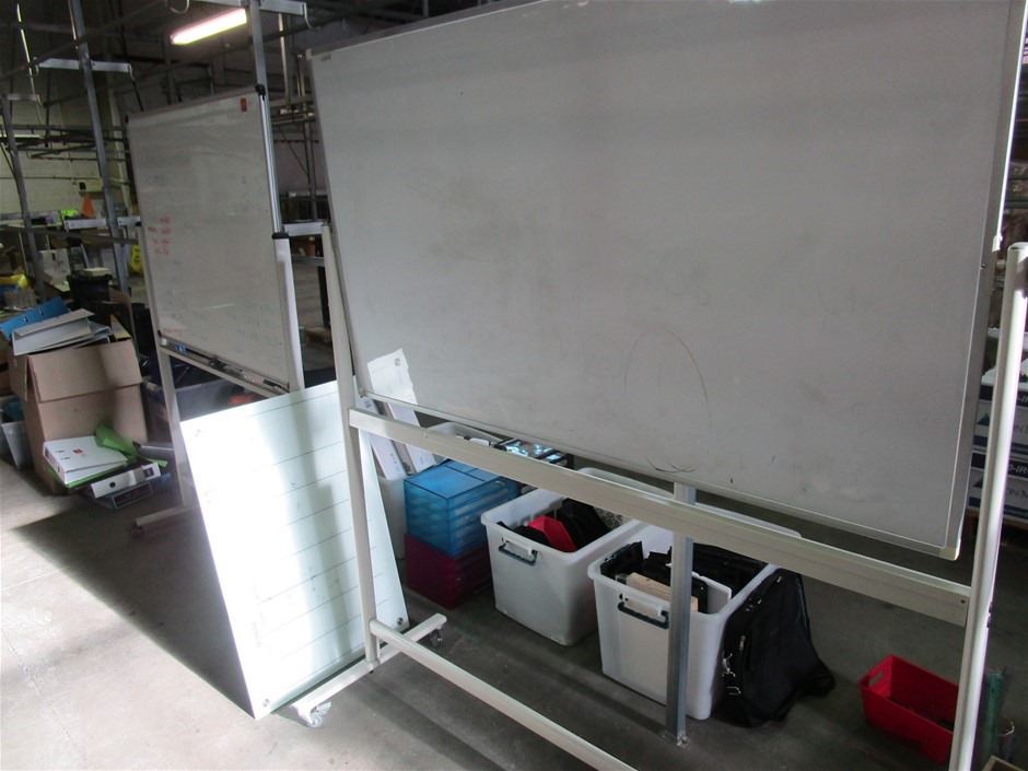 Garmin nüvi 1450T Portable GPS Navigator