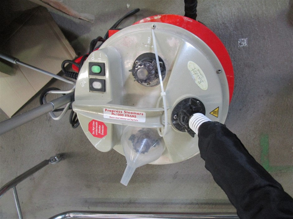 DE'LONGHI Nespresso Vertuo Next and Aeroccino3 Single-Serve Capsule Coffee